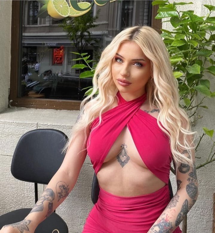 Balçova Aşkı Hissettiğimiz An Escort Bayan Tülin